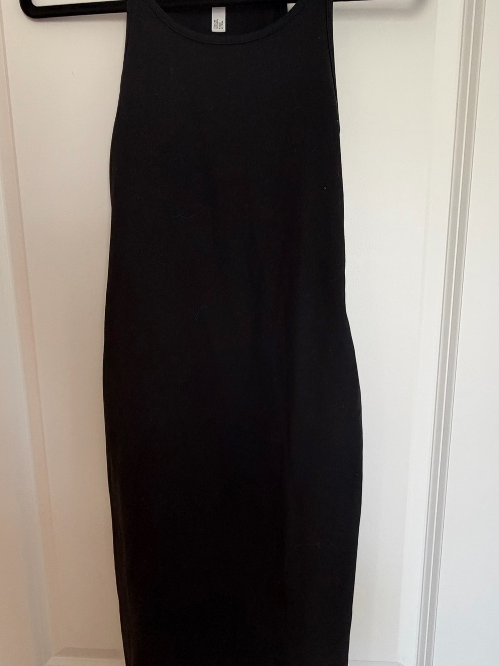 Leith Black Sleeveless Midi Sheath Dress